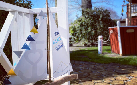 C8381A1E-FE21-49AD-8DC9-C0889E4893E7